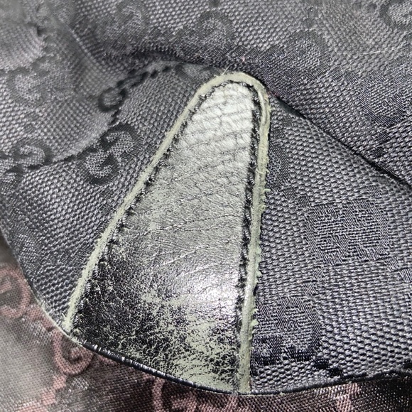 Gucci Horseshoe Shoulder Bag - Picture 7 of 7